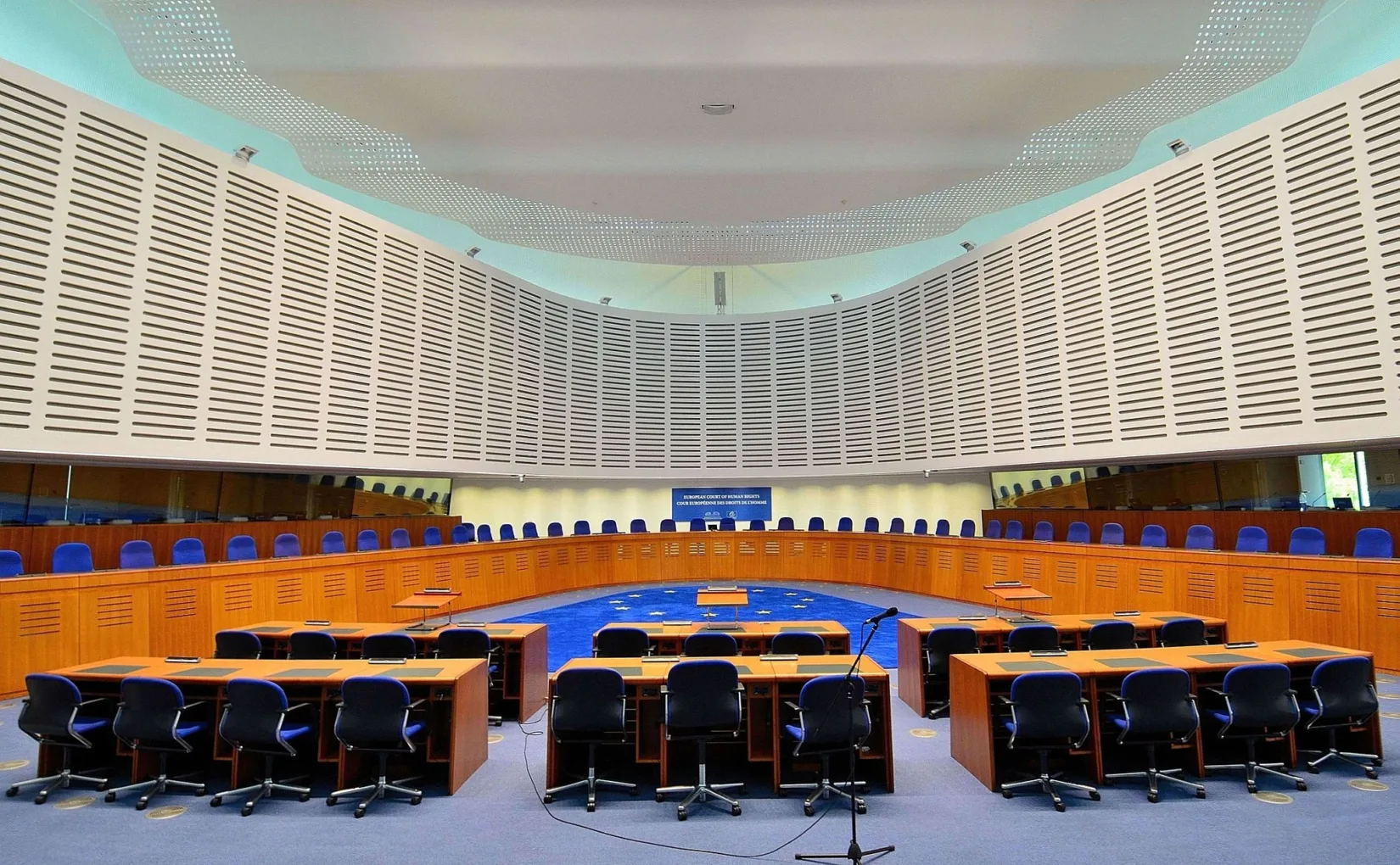 2048px Courtroom European Court of Human Rights 01